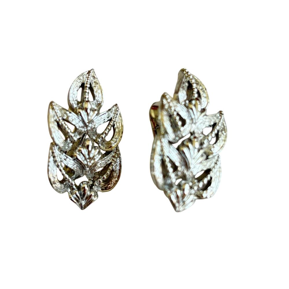 Vintage Coro silver clip on earrings classic Mid Century jewelry career dressy